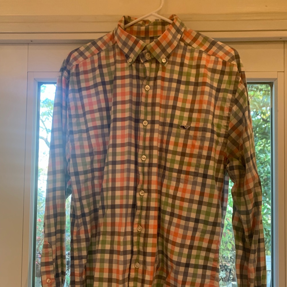 Vineyard Vines Classic Fit Tucker size Large w/ navy, green, and orange checked.